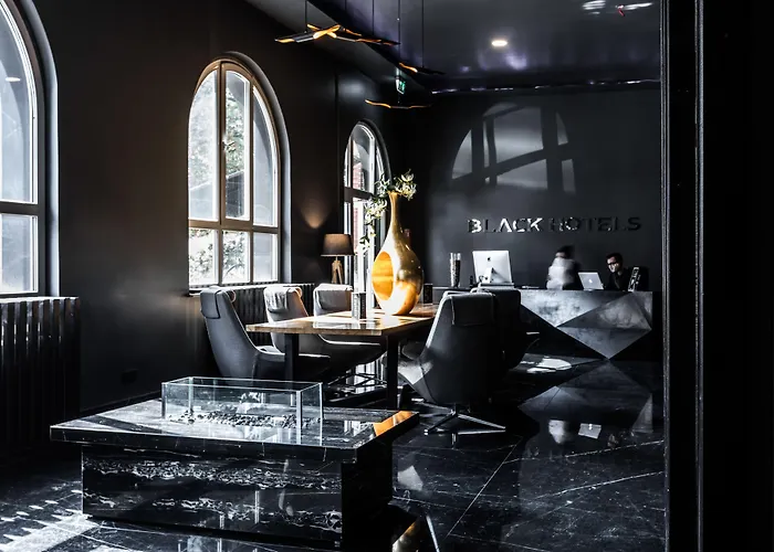 Black Hotel