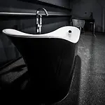 Black 4*
