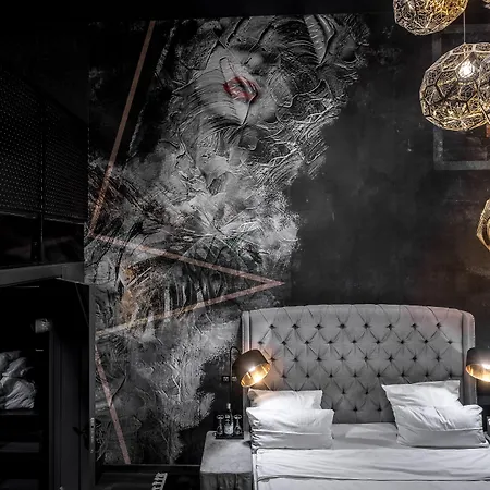 Black Hotel Colonia